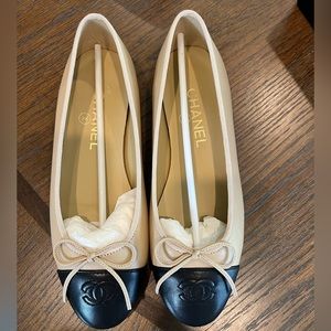 Chanel lambskin ballerina flats